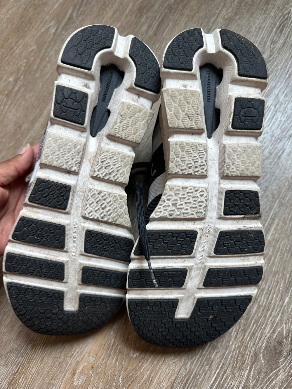 On Running Women’s Athletic Shoes — Black, Gray, Purple, Pink - Picture 4 of 13